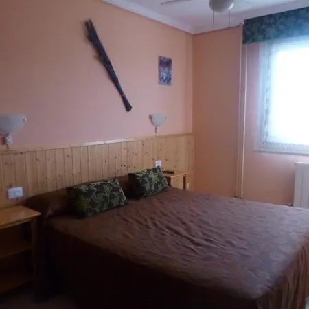 Guest house Hostal Alce Nigran